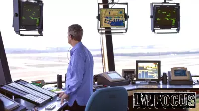 FAA hires 2,000+ gamers to be air traffic controllers